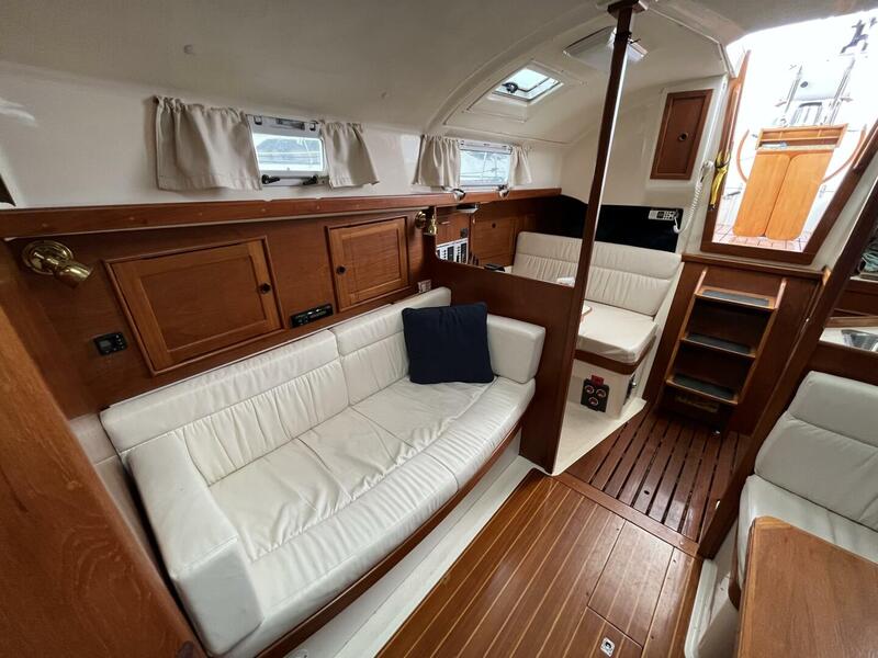 United City Yachts, New & Used Boat Sales, Powerboats