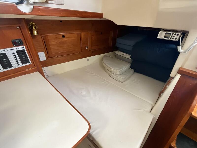 United City Yachts, New & Used Boat Sales, Powerboats