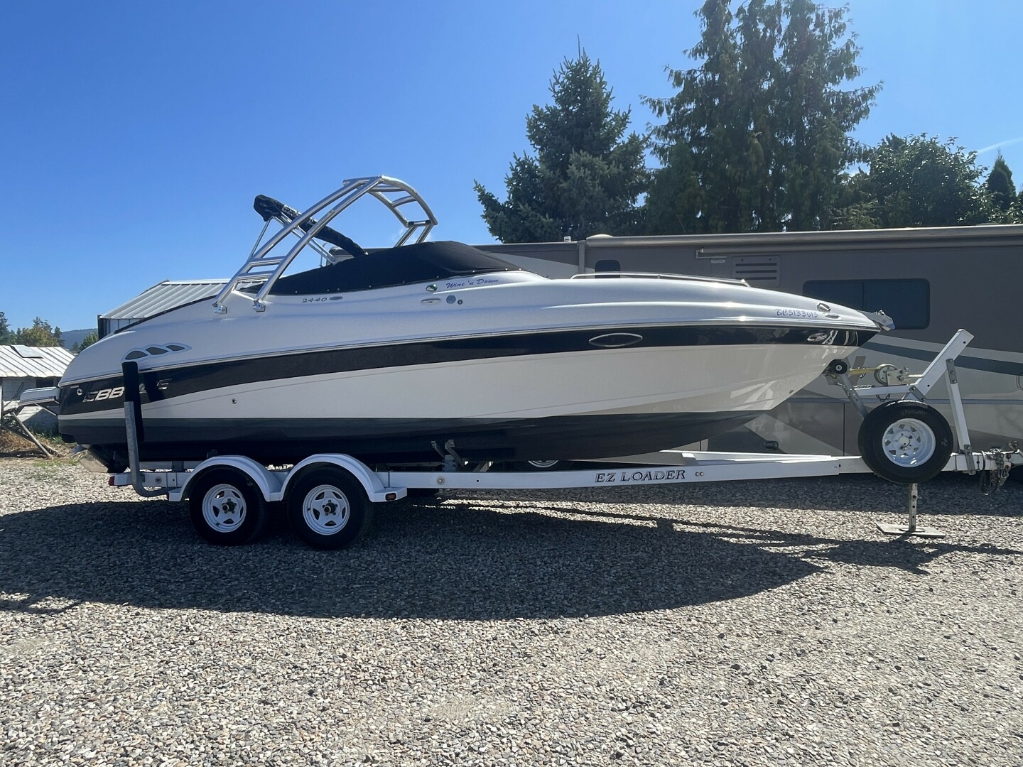 photo 688408d1704f85.03443707 Kelowna Yacht,Kelowna Yacht Sales