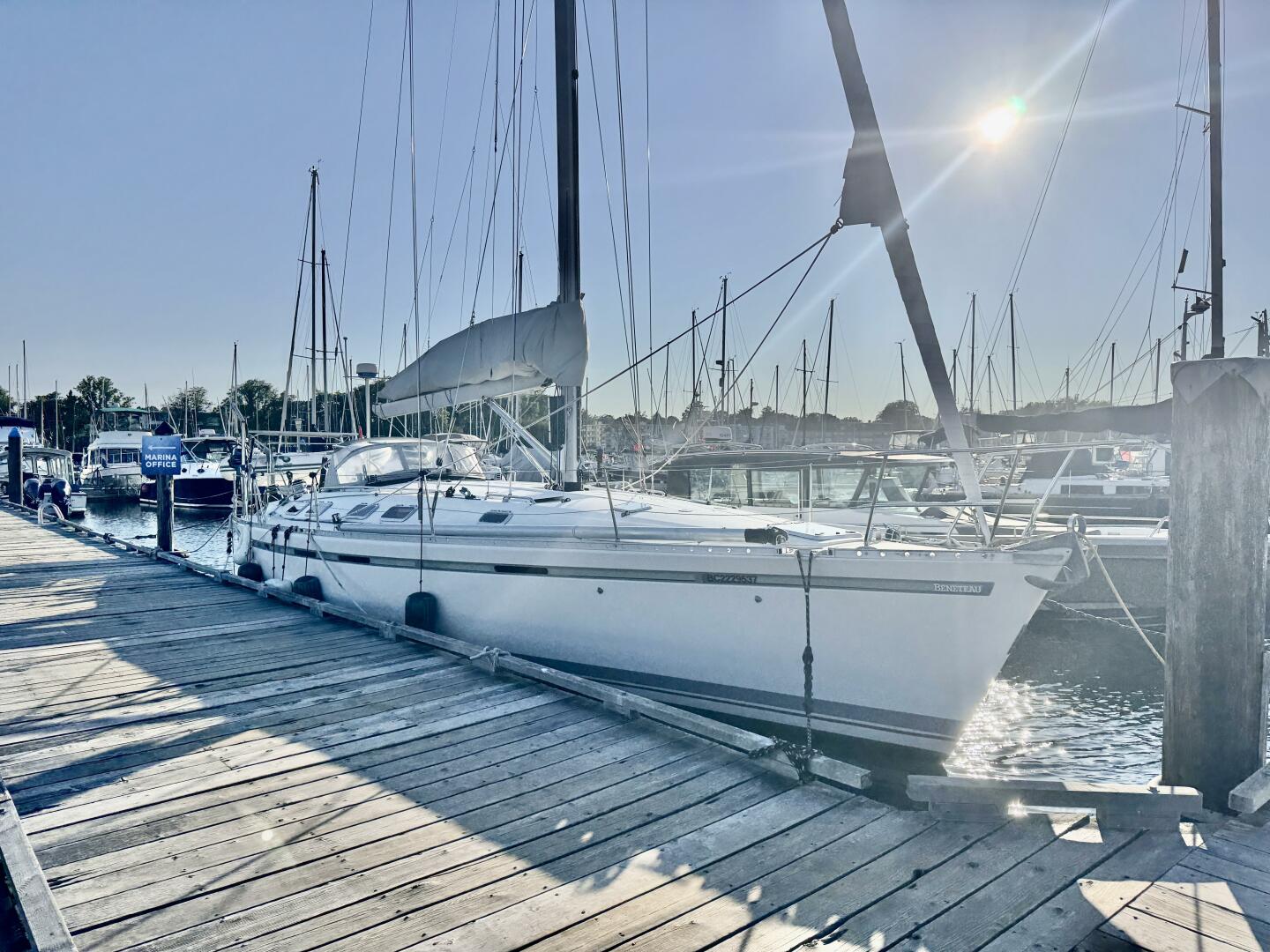 photo 688803a84be9b9.34829493 Vancouver Island Yacht Sales