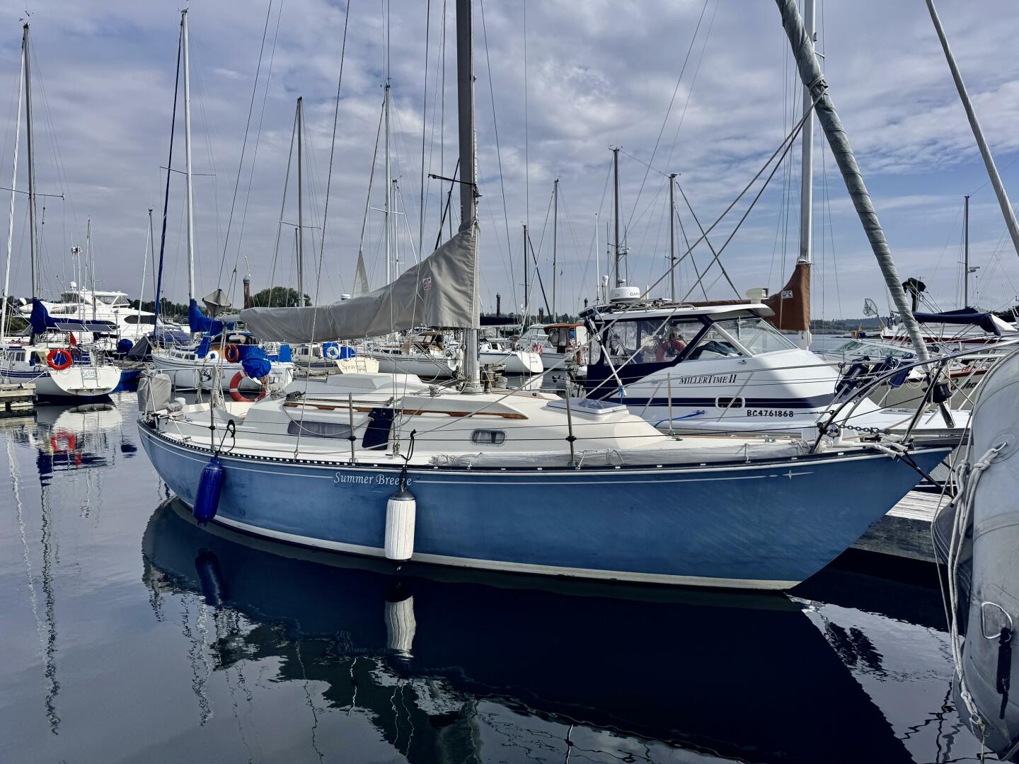 photo 689a4b248e6355.66369227 Vancouver Island Yacht Sales