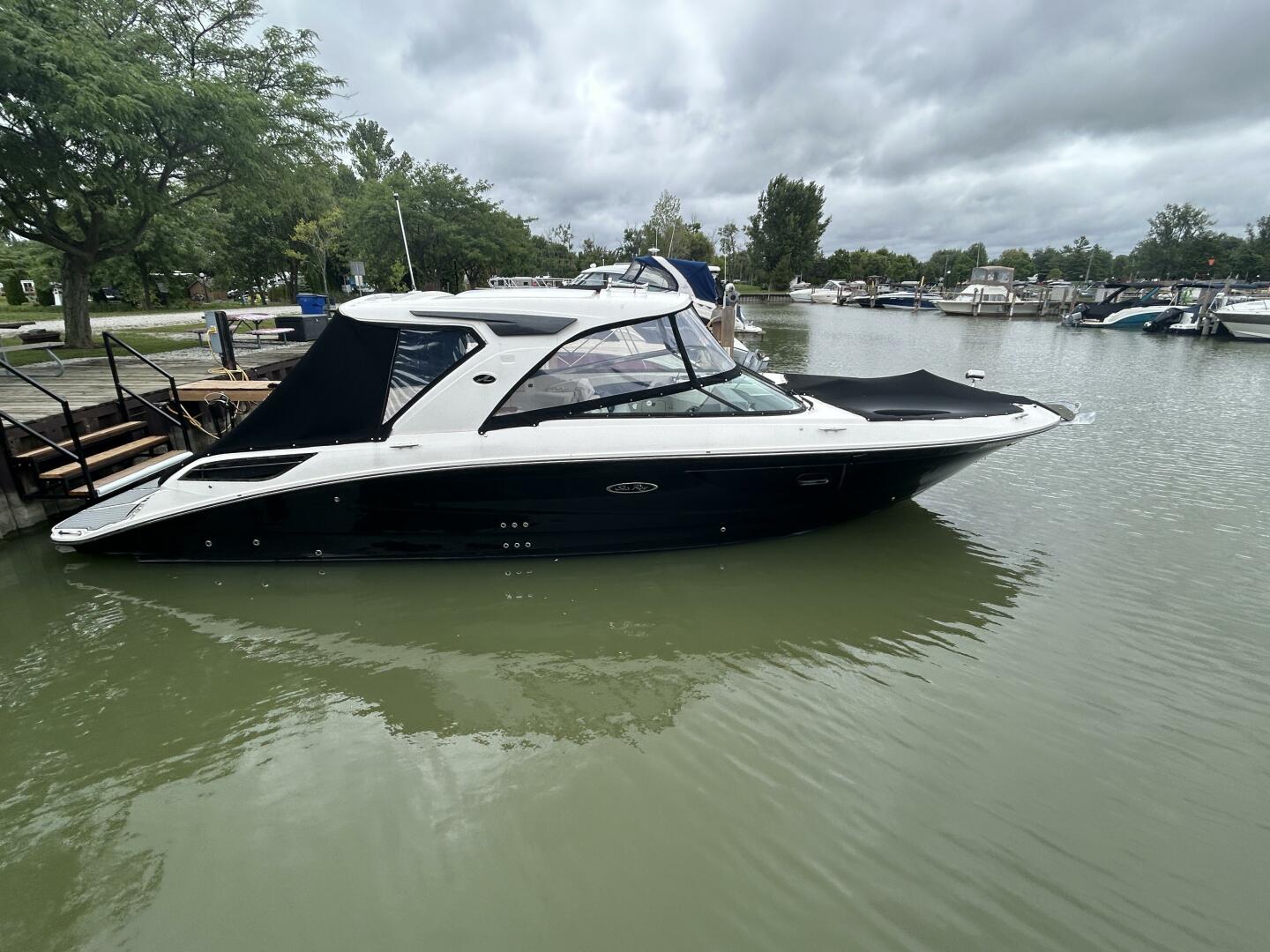 photo 68a76dc6ca8560.12386791 United City Yachts,Toronto Yacht Sales