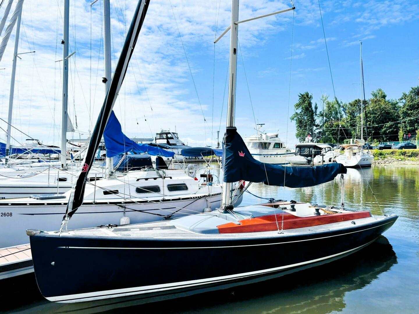 photo 68b20c33dd6f27.29525804 United City Yachts,Toronto Yacht Sales