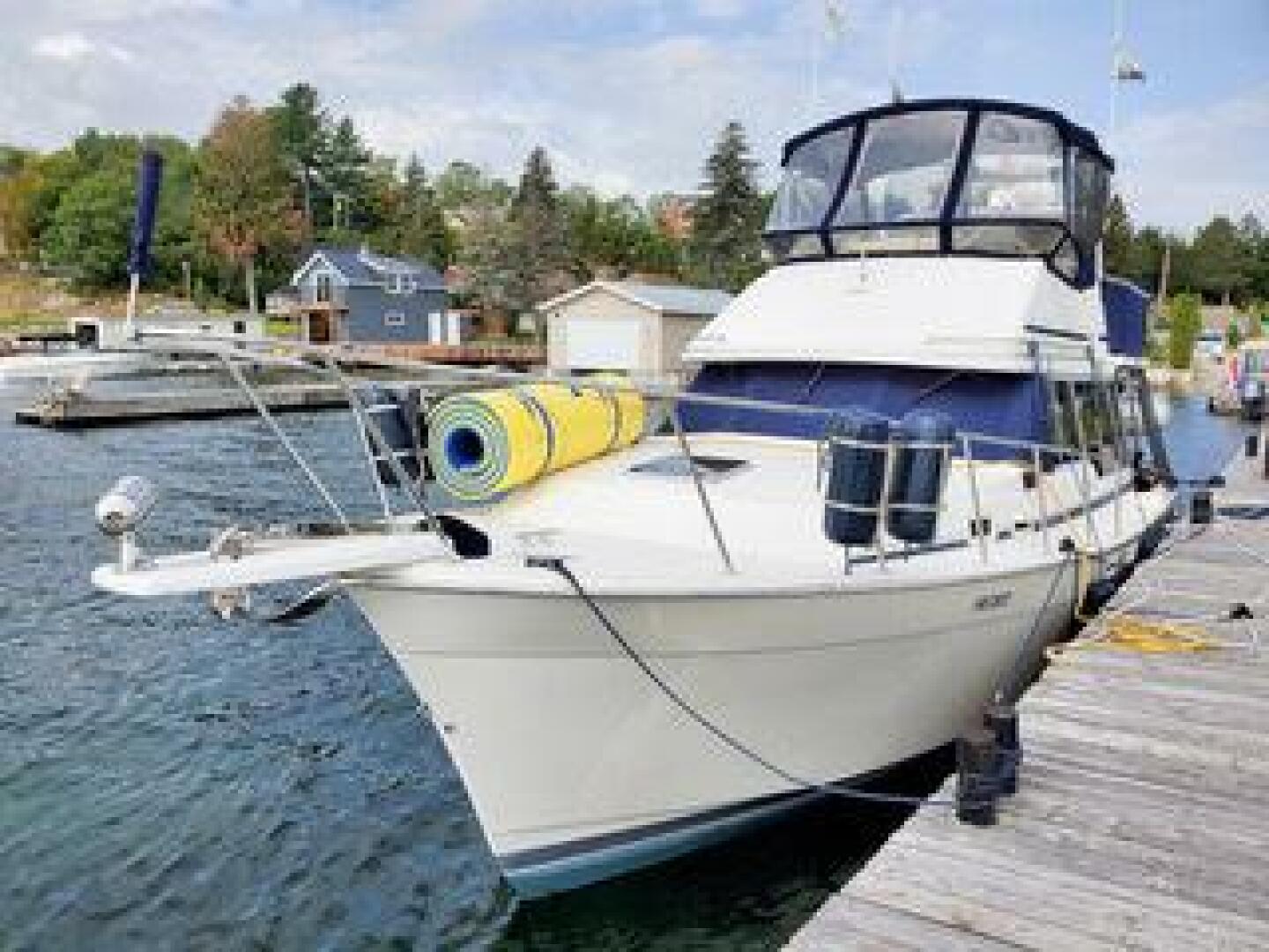 photo 68c87433428871.48373515 United City Yachts,Toronto Yacht Sales