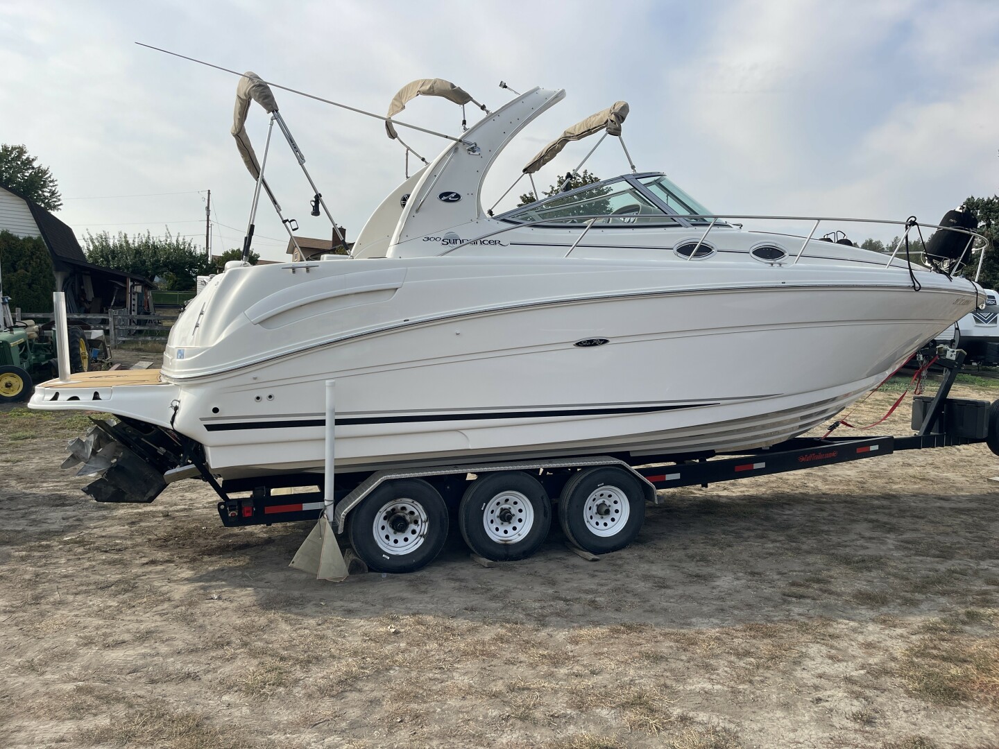 photo 68db2d13abbc64.09535719 Kelowna Yacht,Kelowna Yacht Sales