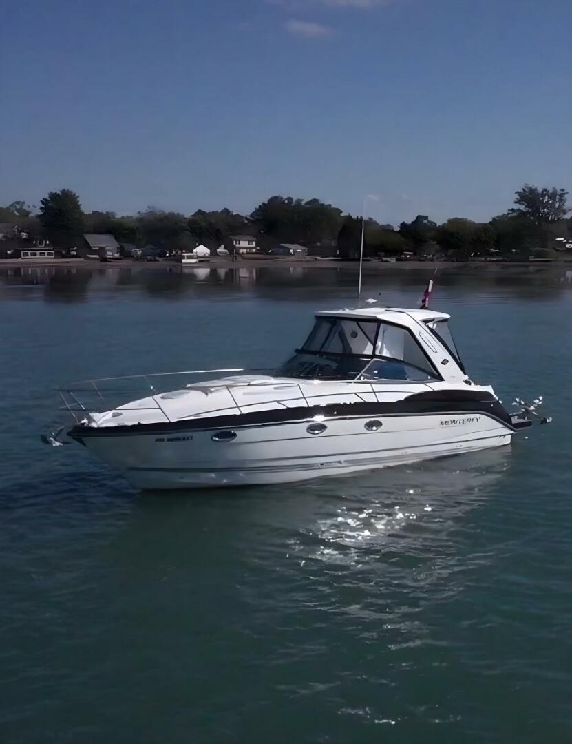 photo 68e67ab4289562.17521742 United City Yachts,Toronto Yacht Sales