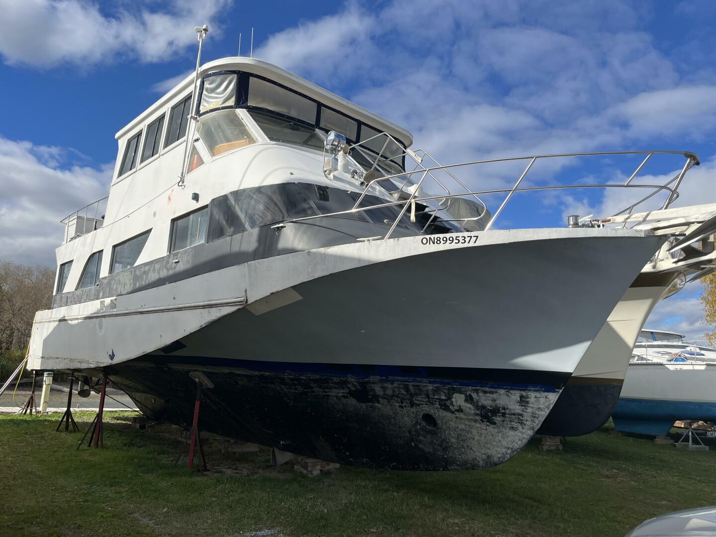 photo 6911b872bea1c7.75518120 Kingston Yacht Sales